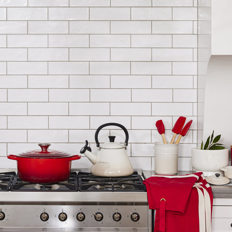 Le Creuset Chefs Apron, Red