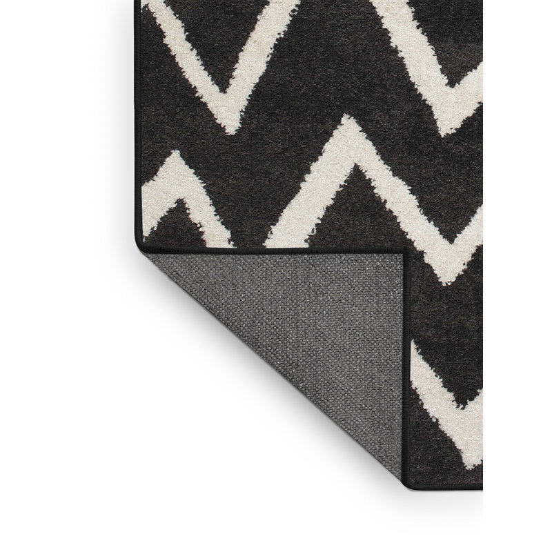 Tapis noir / blanc à chevrons, Rectangle 2 pi x 5 pi