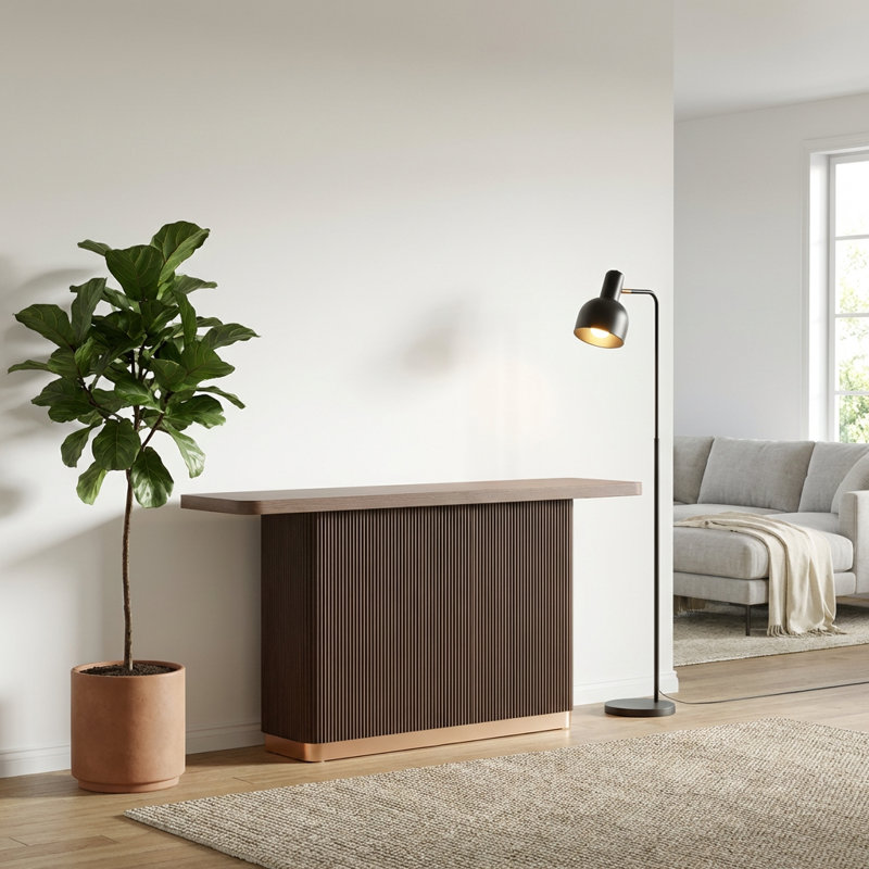 Console moderne avec base cannelée et détails métalliques
