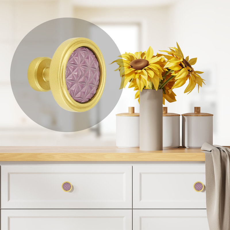 Spectra Origami knob in gold finish, Gold