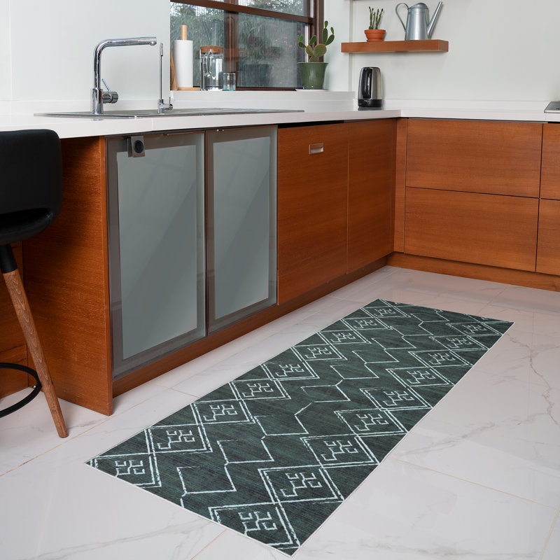 Ghena Washable Geometric Indoor Rug, Runner 2'8'' x 8'