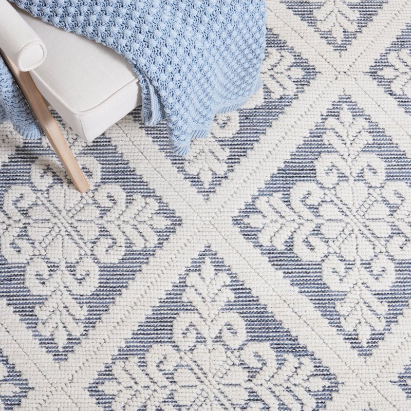 Vermont Hand Woven Wool Damask Rug, Round 6'
