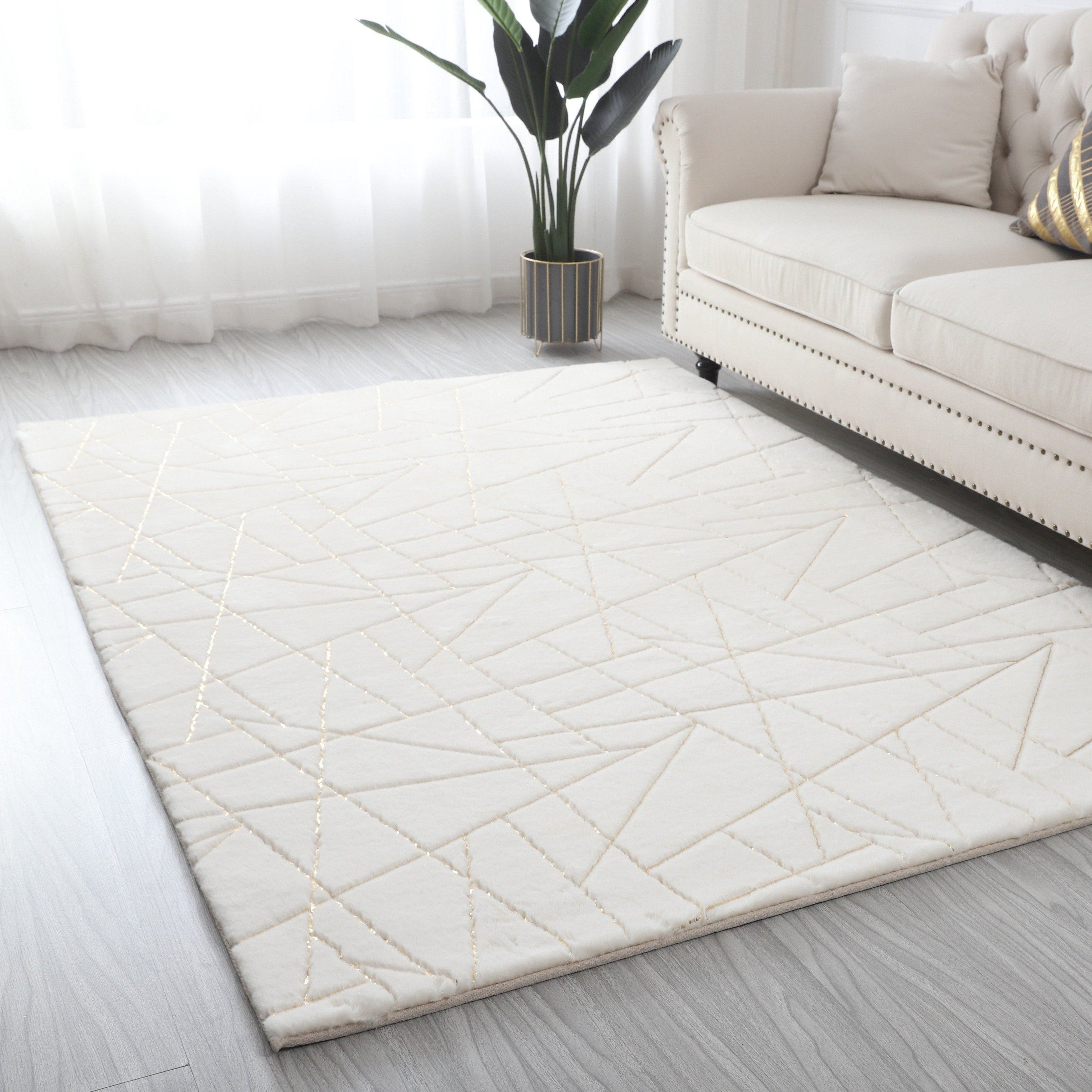 Mercer41 Yaraghi White Area Rug & Reviews - Wayfair Canada