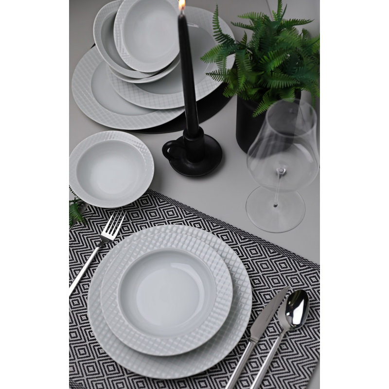 Service de table (18 pièces)