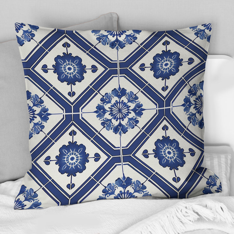 Coussin Traditional, H 18 po x l 18 po