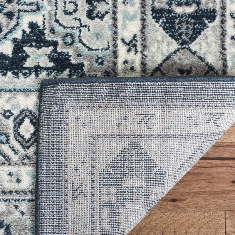 Orrwell Oriental Area Rug, Rectangle 160 x 231 cm