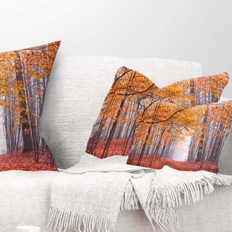 Coussin de beaux paysages avec des feuilles tombées, 12 po x 20 po, Coussin lombaire