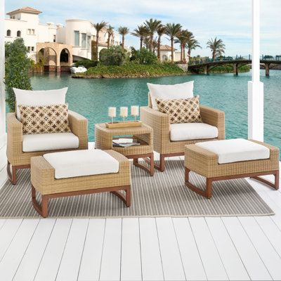 Ensemble de conversation en rotin 5 pièces avec coussins Sunbrella® Tullio