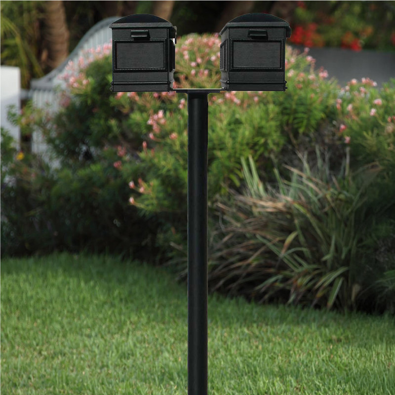 Hanford Aluminum Post Mounted Mailbox, Yes