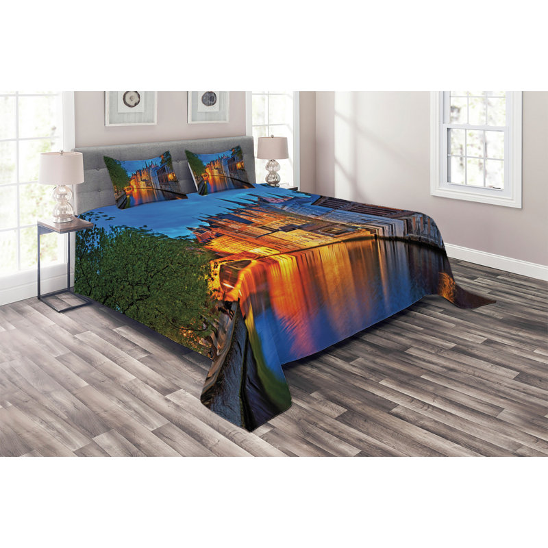 Traditional Polyester Coverlet