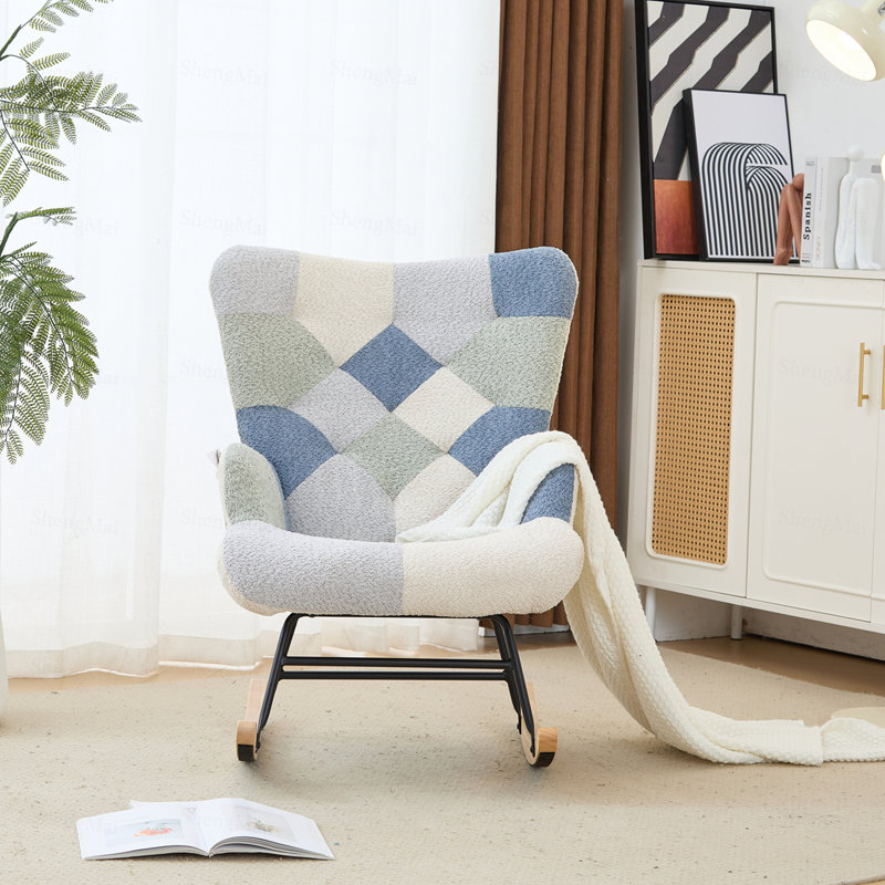 Chaise berçante rembourrée en molleton et patchwork Teddy