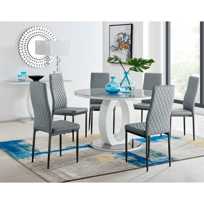 Scottsmoor 6 - Person Dining Set
