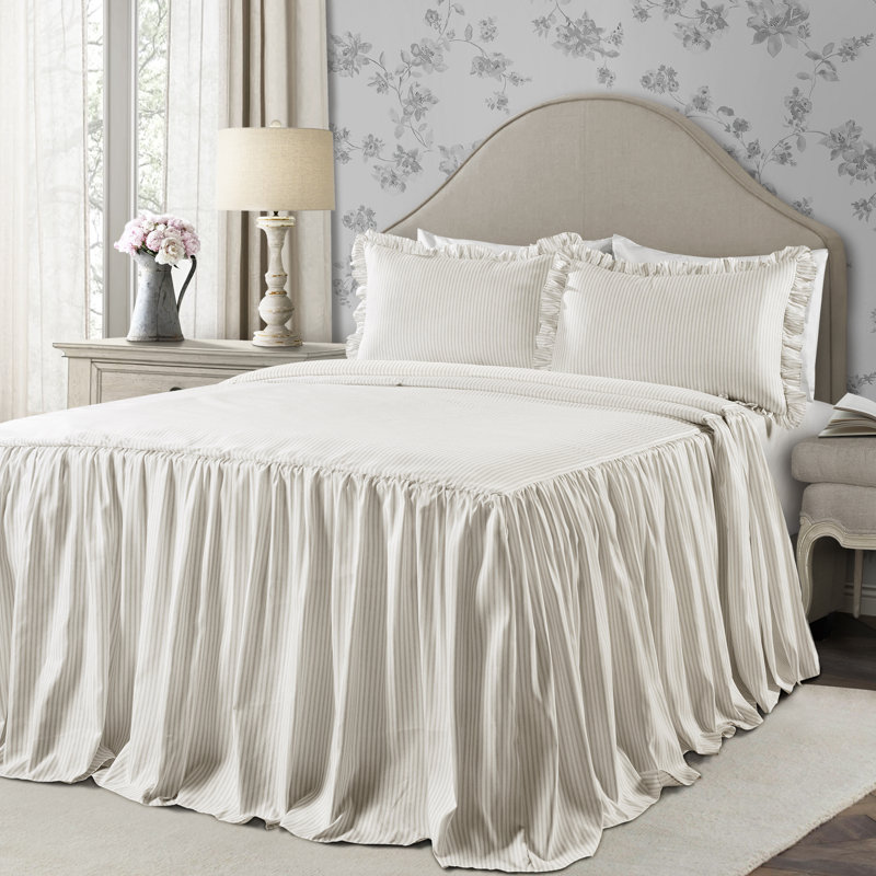 Reyna Microfiber Reversible 3 Piece Bedspread Set, King Bedspread + 2 King Shams, Wheat