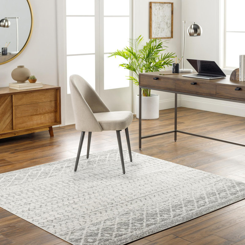 Warkentin Geometric Indoor Rug, Square 4'