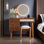 Ensemble coiffeuse 39 po en bois de style bohémien rétro avec prise de charge, port USB et tabouret, coiffeuse avec 3 tiroirs de rangement et 1 tiroir rectangulaire en rotin