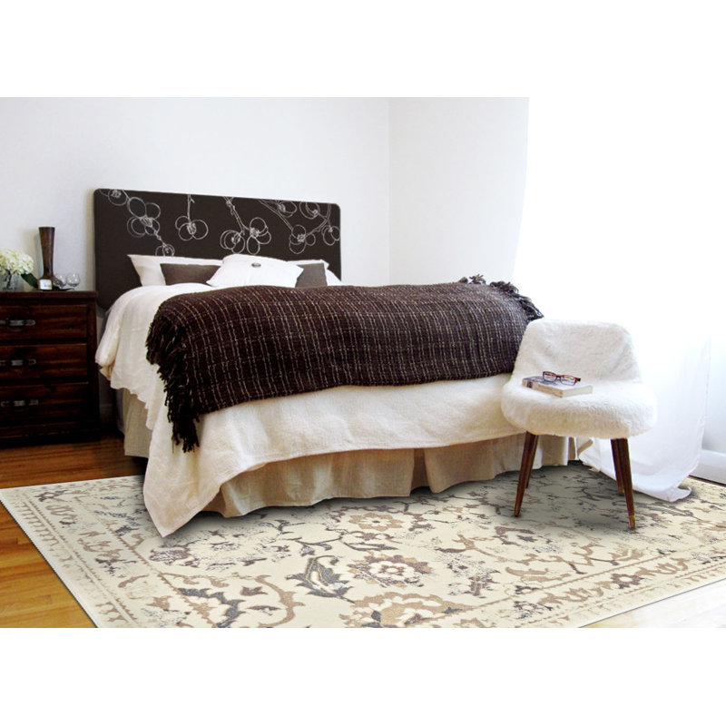 Arnav Performance Oriental Indoor Rug, Rectangle 5' x 8'