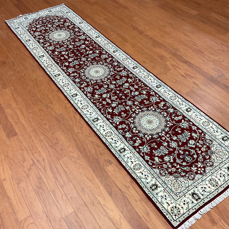  Handmade Nain Wool Runner