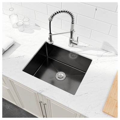 Évier de cuisine en acier inoxydable 23 po x 19 po à cuve simple noire avec drain et crochet