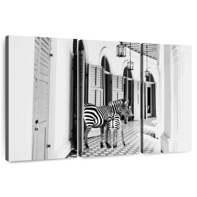 Brampt Zebra Hotel, 28" H x 45" W