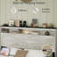 Structure de lit plateforme double avec lumières à DEL, station de charge et rangement caché, lit de chambre classique blanc antique et gris, aucun sommier requis, structure en bois et en métal, taille à assemblage rapide