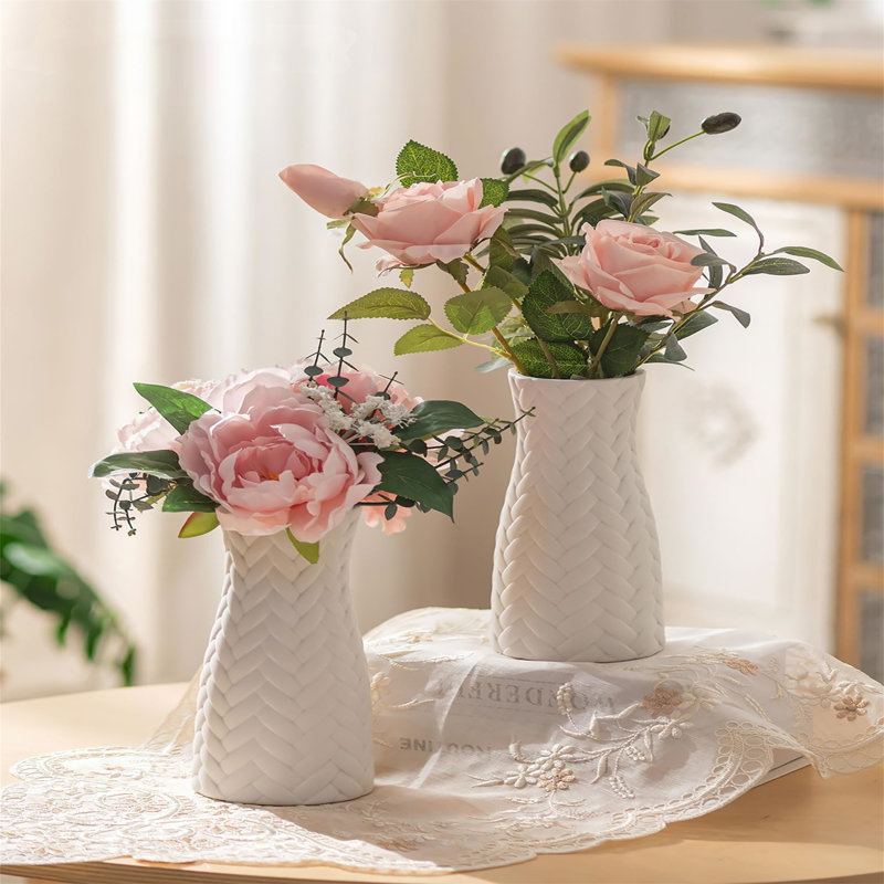 Ceramic / Porcelain Table Vase