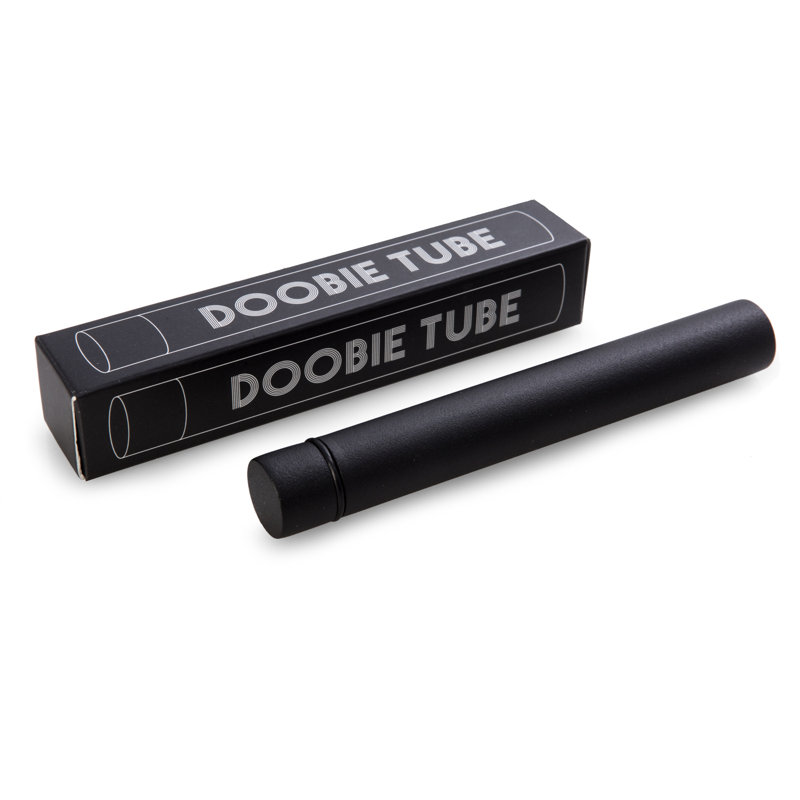 Doobie Tube, Noir