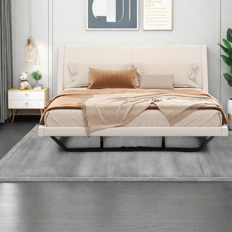 Lit moderne très grand, cuir synthétique, design ondulé pour la maison