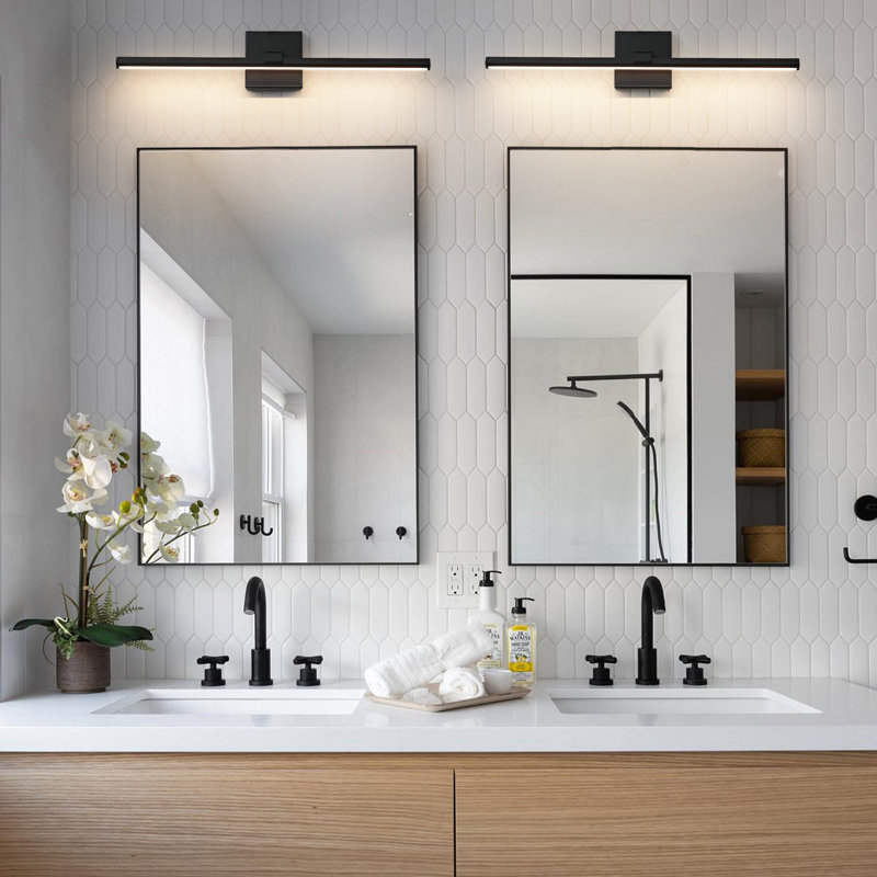 24" Dimmable LED Bath Bar 5cct, Matte Black