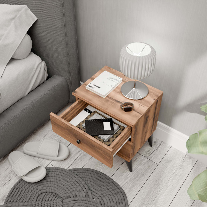 Eck Nightstand, Brown