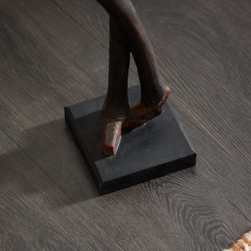 Ensemble de sculpture brune en poly, H 40 po x l 5 po x P 5 po, Gris et rouge
