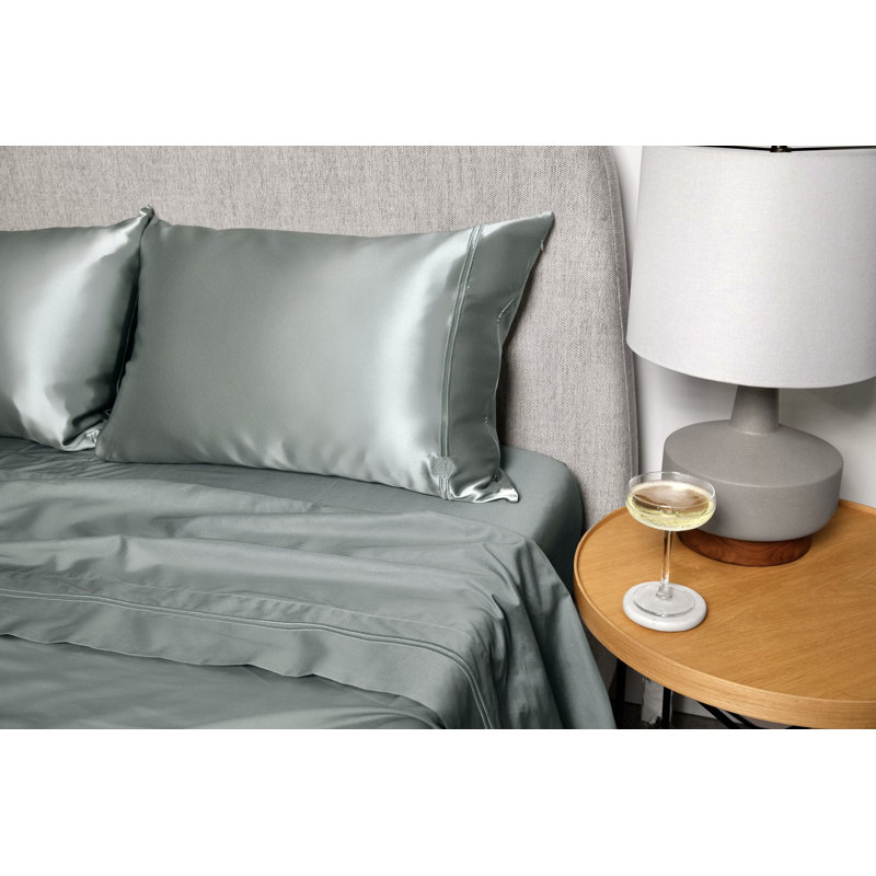 Silk Pillowcase Sheet Set, Cal.King Sheet Set with 2 Pillowcases, Soft Emerald