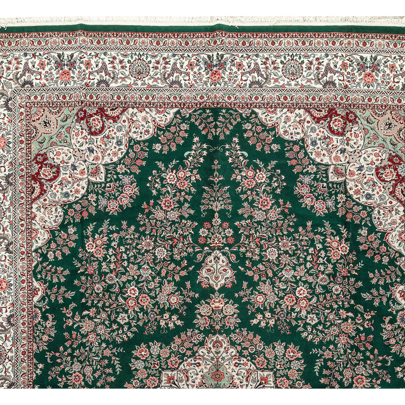 Royal Wool Oriental Area Rug