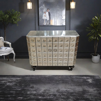 Armoire décorative légère de luxe en feuille d'argent.