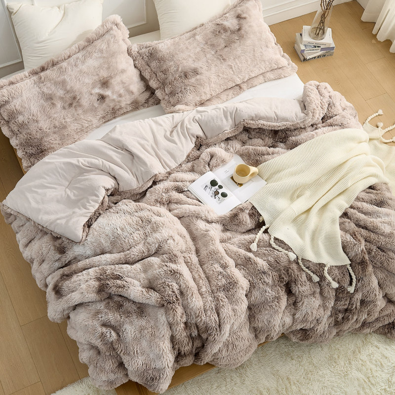 Snowball Chunky Bunny - Coma Inducer Oversized Comforter Set, California King Comforter + 4 Queen Shams, Taupe Desert