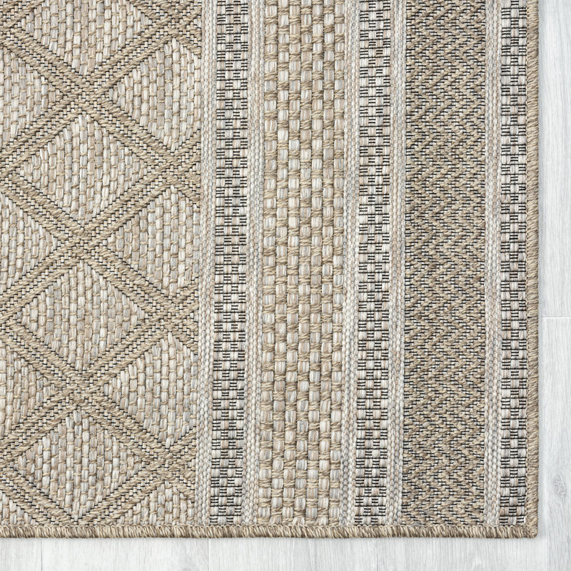 Harril Flatweave Faux Jute Tan/Natural Indoor/Outdoor Rug, Rectangle 5' x 7'