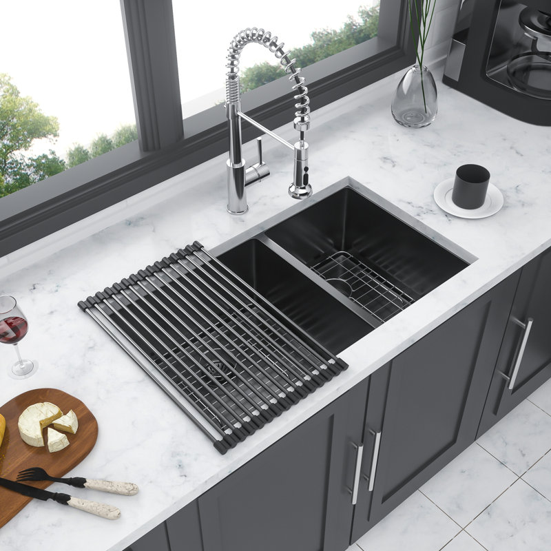 Évier de cuisine double 33 po - Acier inoxydable noir acier, cuve profonde de 10 po, augmente l'efficacité et le style 33 po x 19 po, calibre 16, maintient un nettoyage propre