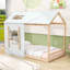 Lit plateforme simple en forme de maison avec toit et fenêtre-101501487