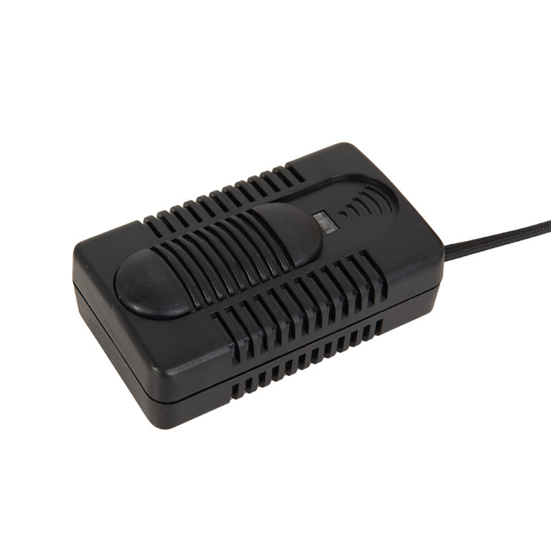 Lampe sur pied Tambo Arc - Finition bois de noyer foncé, laiton patiné, base Tambour, abat-jour en lin blanc, di