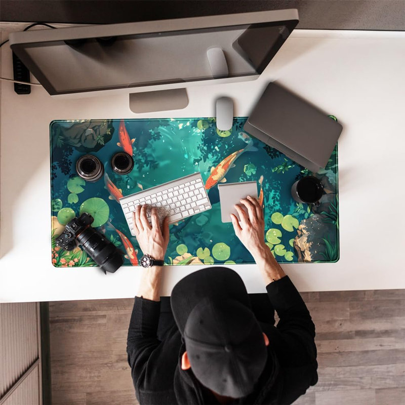 Tapis de bureau Koi Fish Gaming Koi Pond