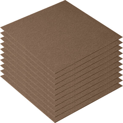 Dalle de tapis en polyester 18 po x l 18 po coupe et bouclée