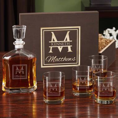 Personalized Whiskey Gift Set 49/1 Decanter 2 Whiskey Glasses. Fan