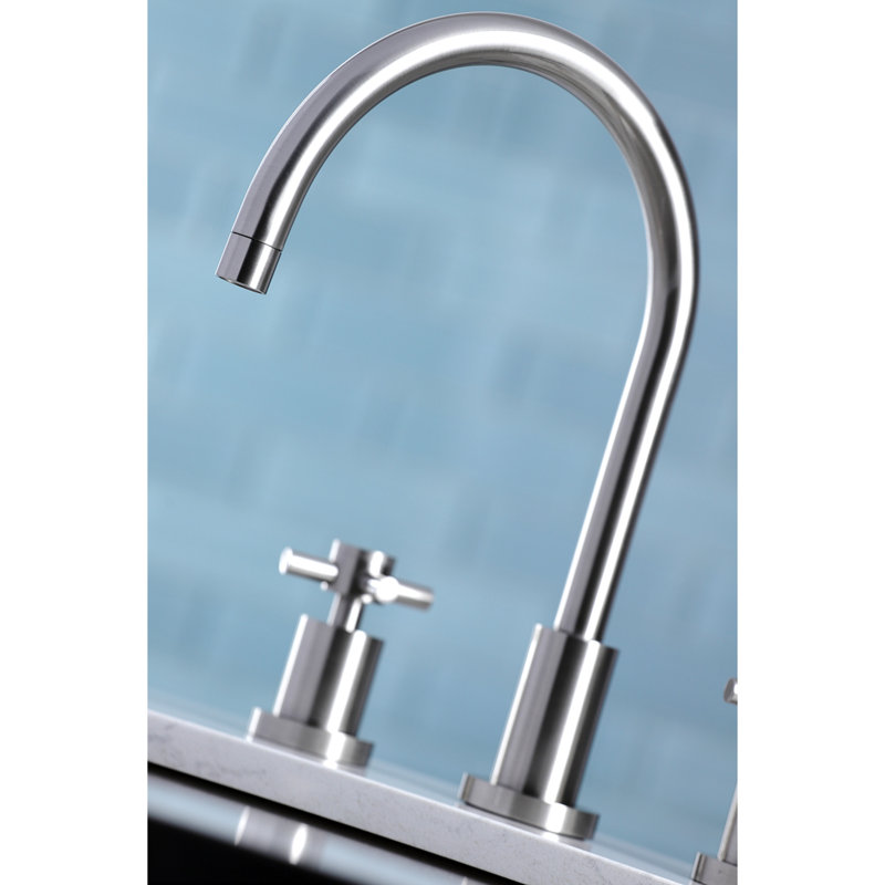 Robinet de cuisine à poignée double Kingston Brass, Nickel brossé, Sans douchette latérale