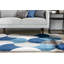 Tapis géométrique rectangulaire bleu en polypropylène tressé à la machine-936462877