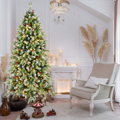 Arbre de Noël artificiel pré-éclairé avec 380 lumières DEL blanc chaud, 1264 pointes, verdure givrée avec baies rouges et pommes de pin naturelles, arbre de Noël complet avec support en métal robuste pour la décoration intérieure