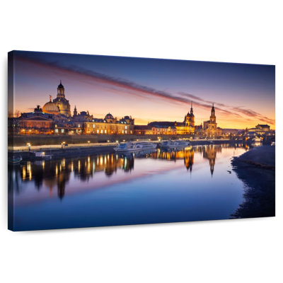 Sirci Dresden au crépuscule