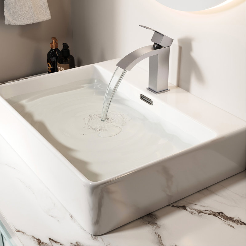 Robinet de lavabo de salle de bain Modern, Chrome chrome