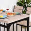Ensemble repas pour quatre personnes