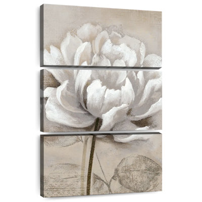 Harnek Soft White Floral I