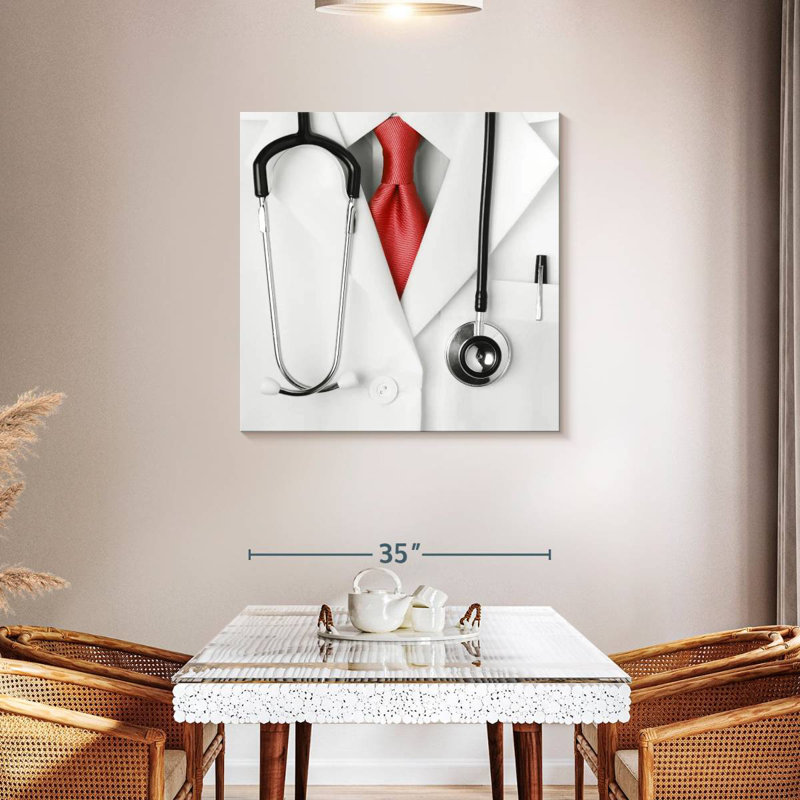 Alcaraz Medical Professional Physician, 30" H x 30" W