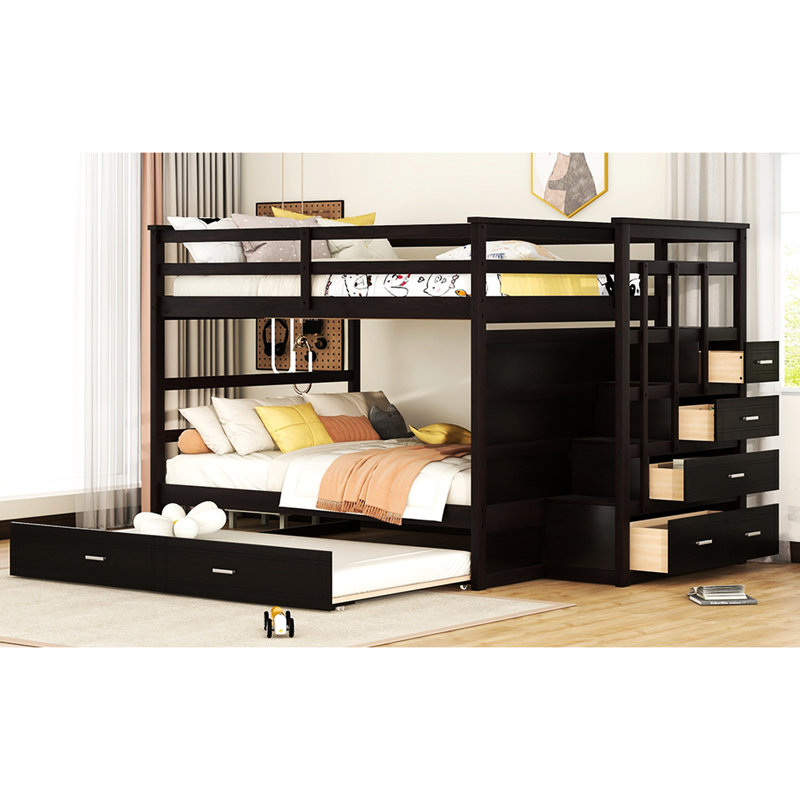 Lit double au-dessus d'un lit superposé avec lit gigogne et escalier fonctionnel en bois massif pour maximiser l'espace de la chambre à coucher. L 96,9 po x l 58,4 po H 65,5 po